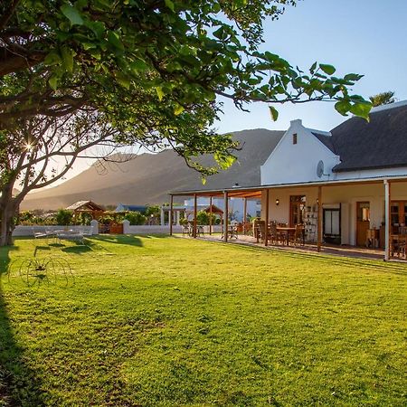 Гостевой дом Mirtehof Guest Farm Estate Принс-Альберт Экстерьер фото